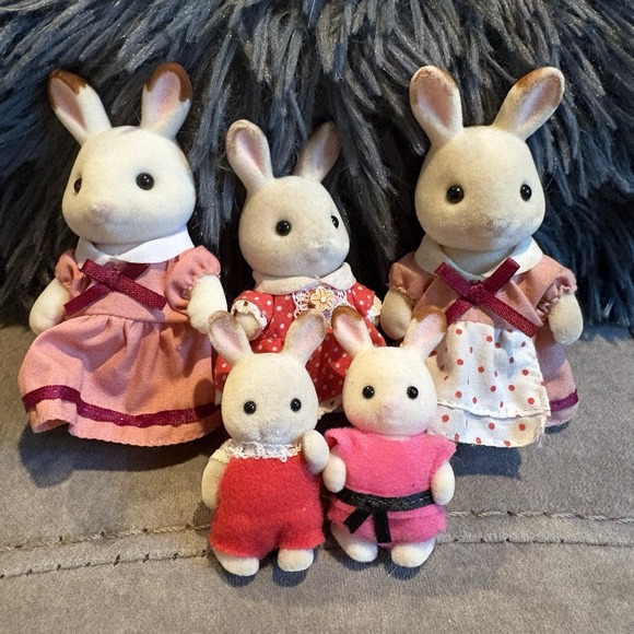 Sylvanian Family 1985 EPOCH Calico Critters Chocolate Flocked Bunny Rabbits - Picture 1 of 11